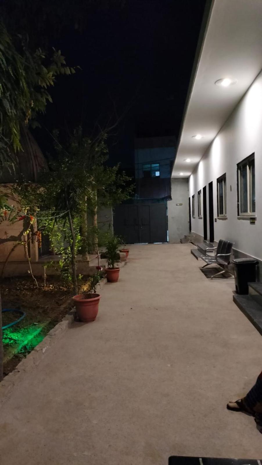 Maa Gayatri Dham Hotel Vrindāvan Exterior photo