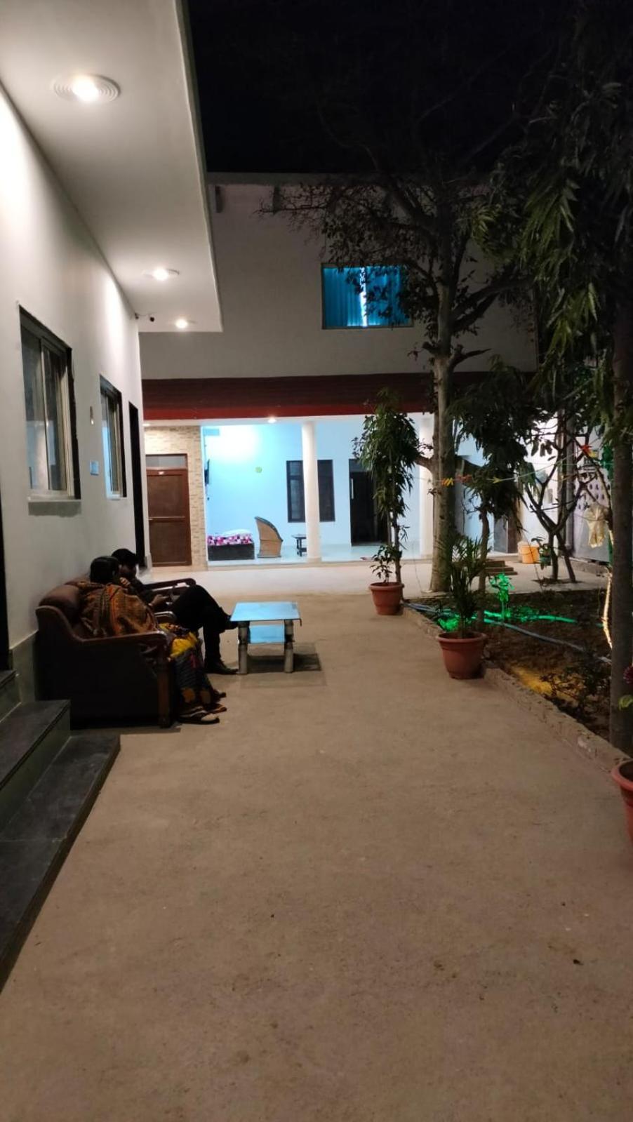Maa Gayatri Dham Hotel Vrindāvan Exterior photo